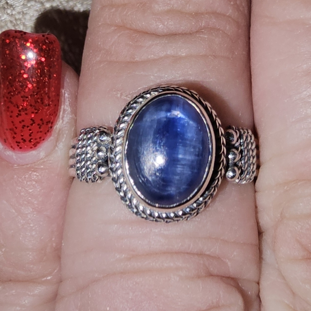 Sz 6, Cabachon Kyanite Ring, 925 Silver, 2.11 carats, 2 grams, NWT